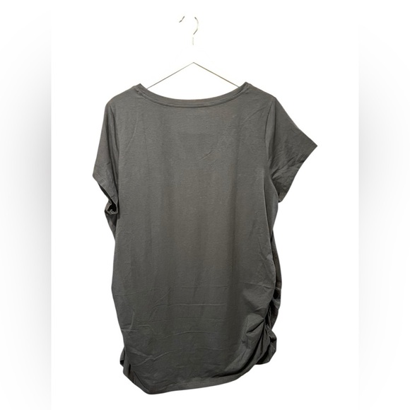 🟣Old Navy Maternity Scoop Neck T-Shirt – XXL - Picture 2 of 4